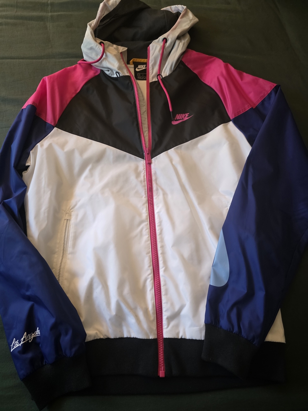 Nike White, Navy & Pink Colorblock Hooded Windbreaker